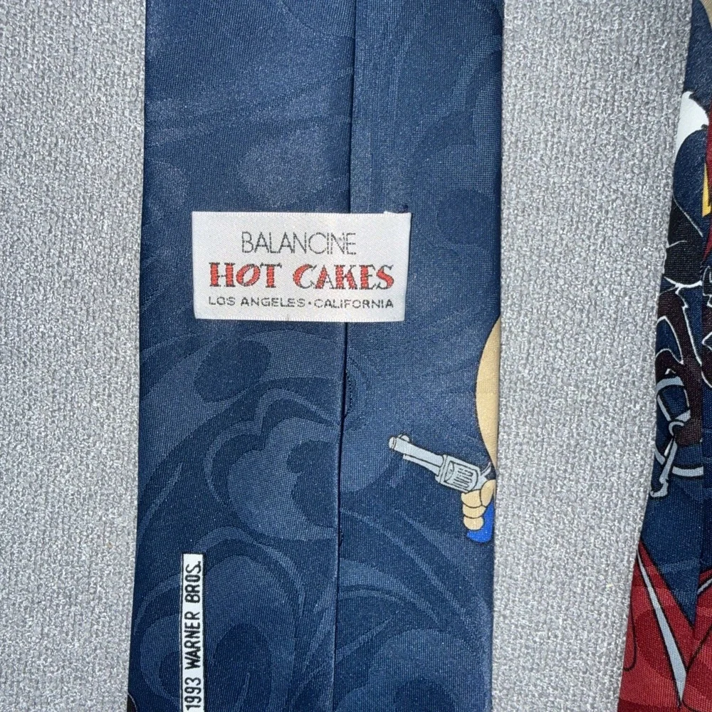 Vintage 1993 Looney Tunes Mania Tie ~ Tazmanian Devil ~ Bugs Bunny~Wile E Coyote